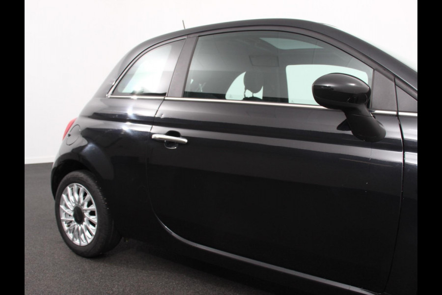 Fiat 500 1.0 Hybrid Dolcevita Finale Panorama dak Control Navigatie Apple Carplay/Android Auto Parkeer Sensoren Digitale Cockpit Climate Control Lichtmetalen Velgen Cruise Control Dab