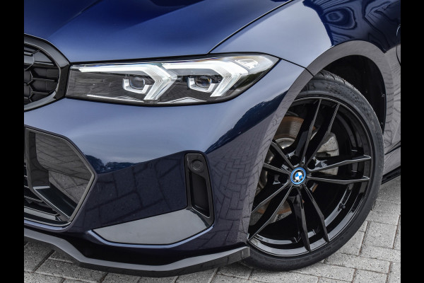 BMW 3-serie 330e xDRIVE | M-SPORT | TREKHAAK | SPORTSTOELEN | ACTIVE CRUISE CONTROL | CAMERA | LEDEREN BEKLEDING | DAB+ | HIFI SOUND | SHADO