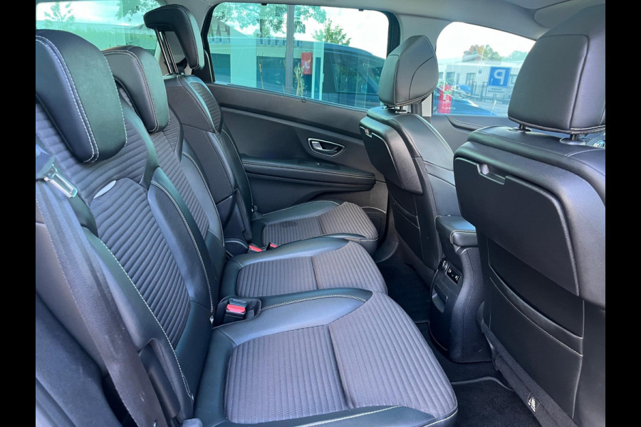 Renault Grand Scénic 1.3 TCe 140PK Intens 7p. - Automaat - Panodak - Groot Navi - Camera - Parkeerhulp