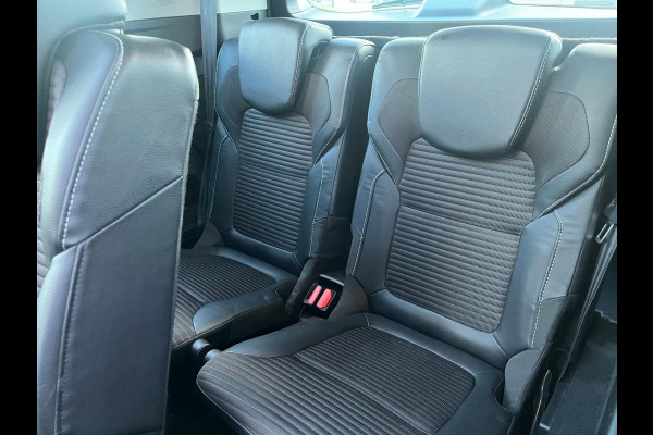 Renault Grand Scénic 1.3 TCe 140PK Intens 7p. - Automaat - Panodak - Groot Navi - Camera - Parkeerhulp