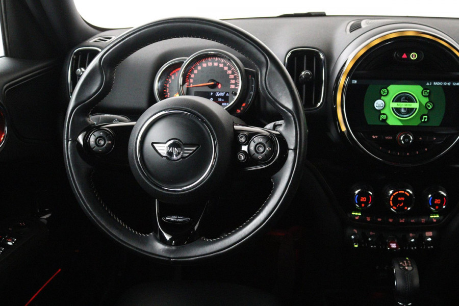 MINI Countryman 2.0 Cooper S Chili (ACHTERUITRIJCAMERA, STOELVERWARMING, NAVIGATIE, CRUISE, DEALER ONDERHOUDEN)