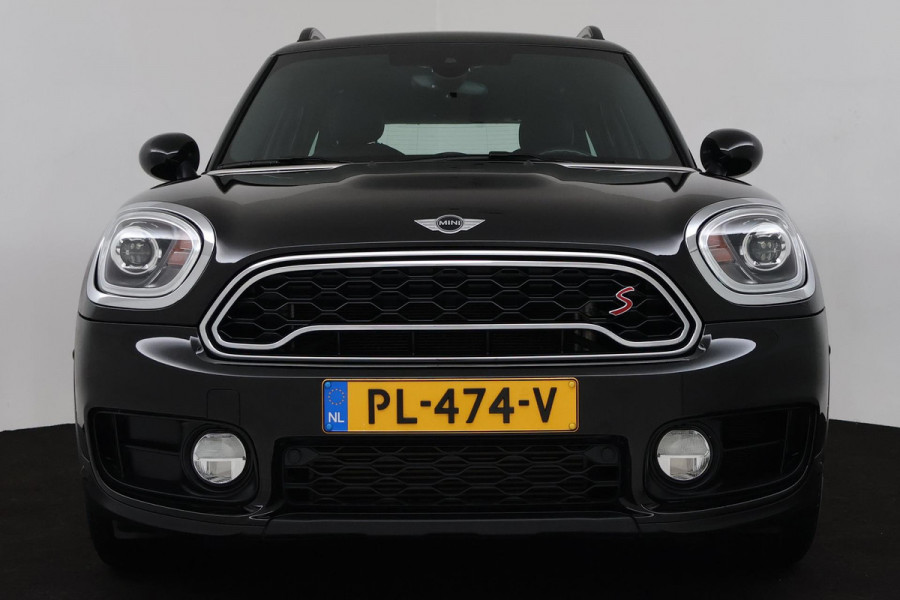 MINI Countryman 2.0 Cooper S Chili (ACHTERUITRIJCAMERA, STOELVERWARMING, NAVIGATIE, CRUISE, DEALER ONDERHOUDEN)