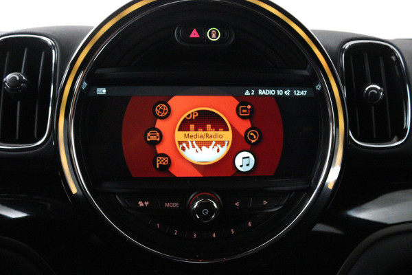 MINI Countryman 2.0 Cooper S Chili (ACHTERUITRIJCAMERA, STOELVERWARMING, NAVIGATIE, CRUISE, DEALER ONDERHOUDEN)