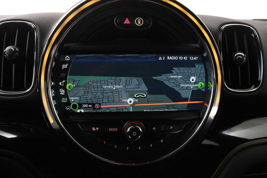 MINI Countryman 2.0 Cooper S Chili (ACHTERUITRIJCAMERA, STOELVERWARMING, NAVIGATIE, CRUISE, DEALER ONDERHOUDEN)