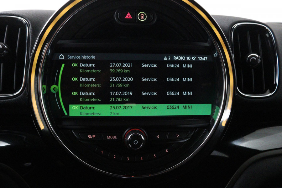 MINI Countryman 2.0 Cooper S Chili (ACHTERUITRIJCAMERA, STOELVERWARMING, NAVIGATIE, CRUISE, DEALER ONDERHOUDEN)