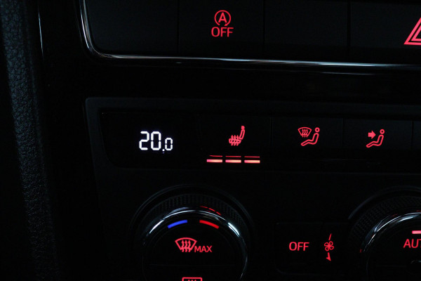 Seat Ateca 1.5 TSI FR (PANORAMADAK, BEATS, DIGITALE COCKPIT, TREKHAAK ELEKT. UITKLAPBAAR, CAMERA, DEALER ONDERHOUDEN, 1e EIGENAAR)