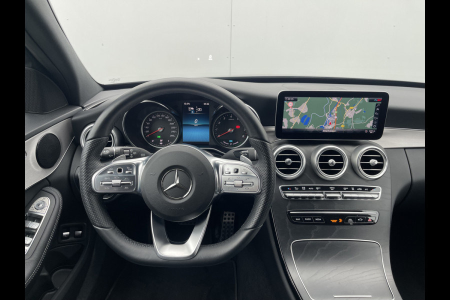 Mercedes-Benz C-Klasse Estate 300 e Business Solution AMG | Trekhaak | Leder | ACC | HUD | MultiBeam LED | Keyless | 18 inch