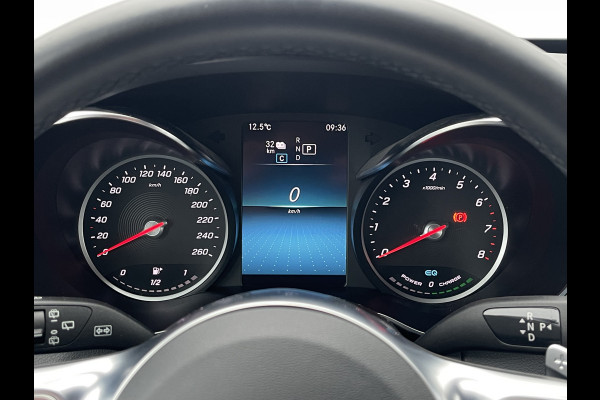 Mercedes-Benz C-Klasse Estate 300 e Business Solution AMG | Trekhaak | Leder | ACC | HUD | MultiBeam LED | Keyless | 18 inch
