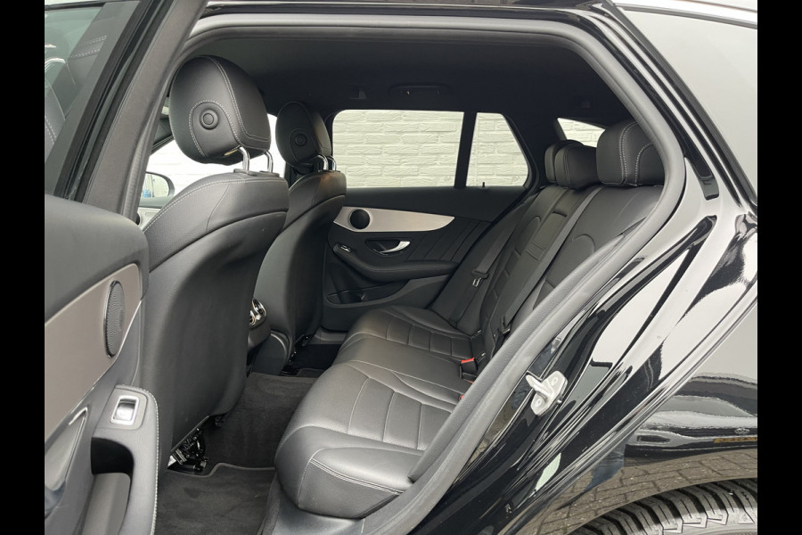 Mercedes-Benz C-Klasse Estate 300 e Business Solution AMG | Trekhaak | Leder | ACC | HUD | MultiBeam LED | Keyless | 18 inch