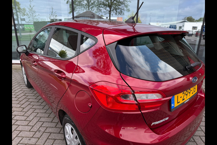 Ford Fiesta 1.0 EcoBoost Connected - Navi - Parkeerhulp - Airco - Org.NL