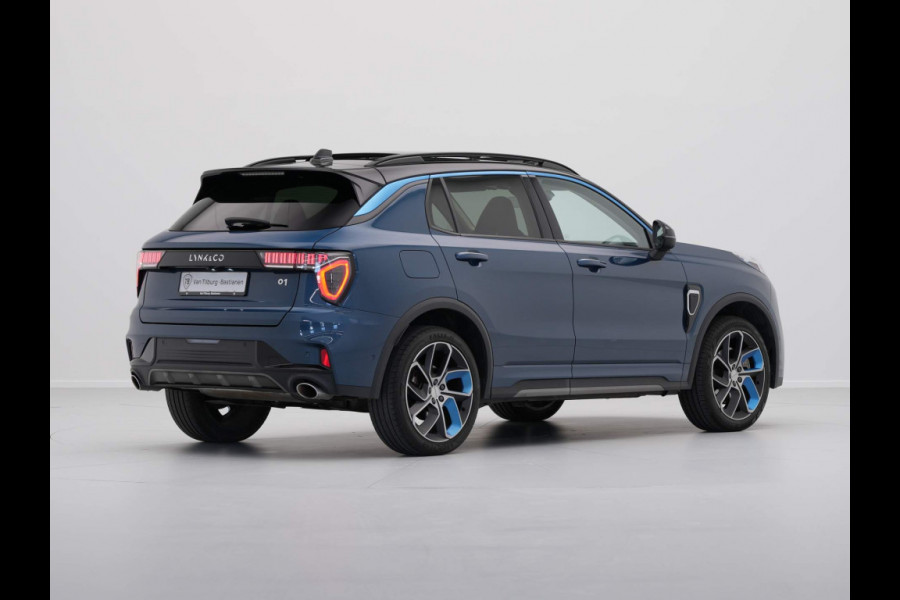 Lynk & Co 01 1.5 Hybride Panorama Camera Stoelverwarming Side Assist Keyless 201