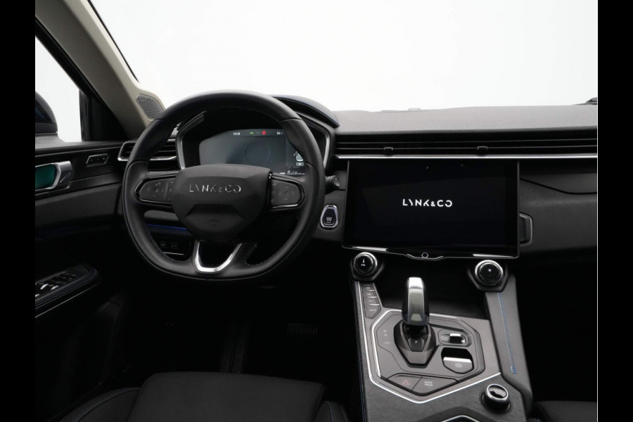 Lynk & Co 01 1.5 Hybride Panorama Camera Stoelverwarming Side Assist Keyless 201