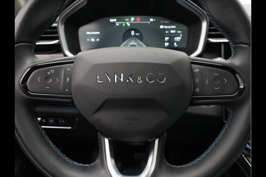 Lynk & Co 01 1.5 Hybride Panorama Camera Stoelverwarming Side Assist Keyless 201