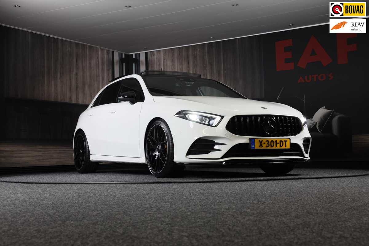 Mercedes-Benz A-Klasse 200 AMG 45 Look / Aut / 163 Pk / Navi / Camera / Cruise Control / F1 Flippers / Open Panoramadak / Led / 20 Mercedes-Benz A-Klasse 200 AMG 45 Look / Aut / 163 Pk / Navi / Camera / Cruise Control / F1 Flippers / Open Panoramadak / Led / 20
