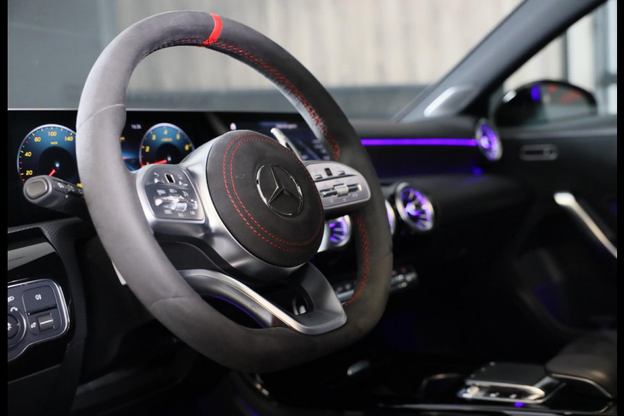 Mercedes-Benz A-Klasse 200 AMG 45 Look / Aut / 163 Pk / Navi / Camera / Cruise Control / F1 Flippers / Open Panoramadak / Led / 20