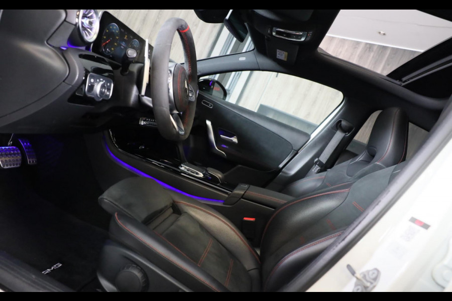 Mercedes-Benz A-Klasse 200 AMG 45 Look / Aut / 163 Pk / Navi / Camera / Cruise Control / F1 Flippers / Open Panoramadak / Led / 20