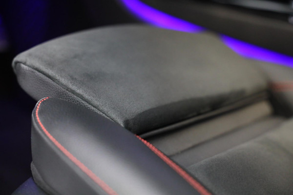 Mercedes-Benz A-Klasse 200 AMG 45 Look / Aut / 163 Pk / Navi / Camera / Cruise Control / F1 Flippers / Open Panoramadak / Led / 20