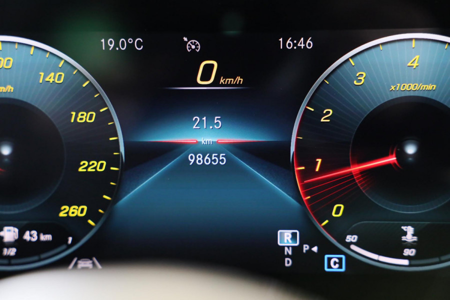 Mercedes-Benz A-Klasse 200 AMG 45 Look / Aut / 163 Pk / Navi / Camera / Cruise Control / F1 Flippers / Open Panoramadak / Led / 20
