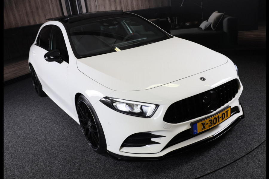 Mercedes-Benz A-Klasse 200 AMG 45 Look / Aut / 163 Pk / Navi / Camera / Cruise Control / F1 Flippers / Open Panoramadak / Led / 20