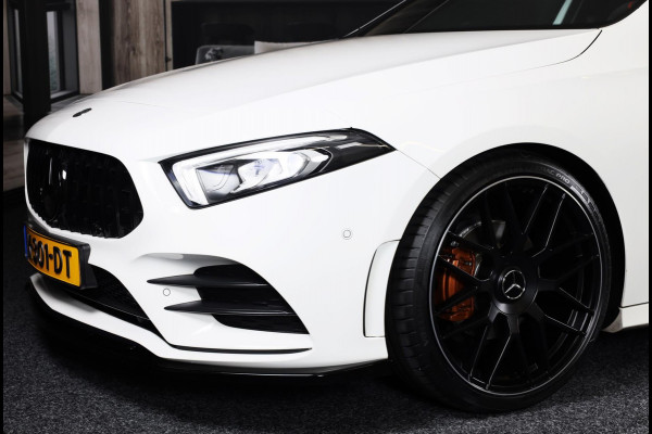 Mercedes-Benz A-Klasse 200 AMG 45 Look / Aut / 163 Pk / Navi / Camera / Cruise Control / F1 Flippers / Open Panoramadak / Led / 20