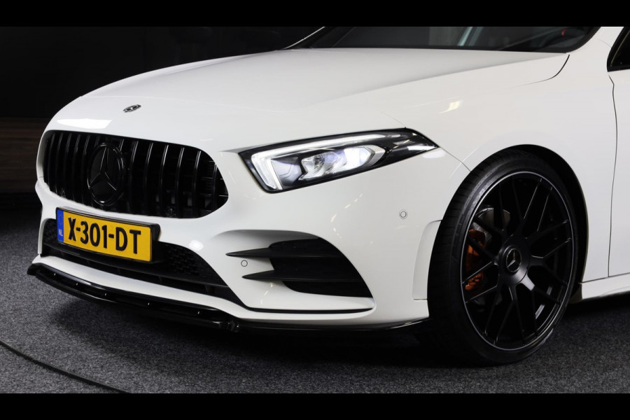 Mercedes-Benz A-Klasse 200 AMG 45 Look / Aut / 163 Pk / Navi / Camera / Cruise Control / F1 Flippers / Open Panoramadak / Led / 20