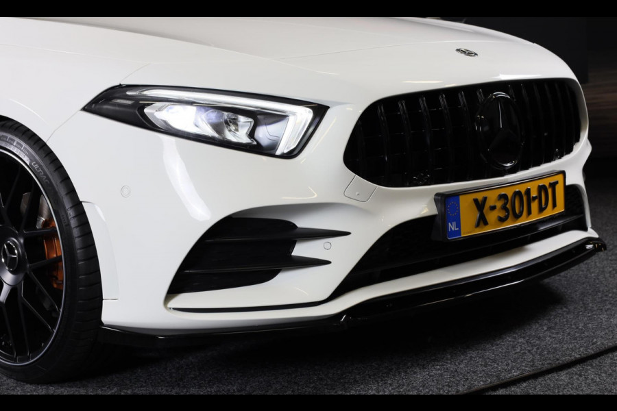Mercedes-Benz A-Klasse 200 AMG 45 Look / Aut / 163 Pk / Navi / Camera / Cruise Control / F1 Flippers / Open Panoramadak / Led / 20