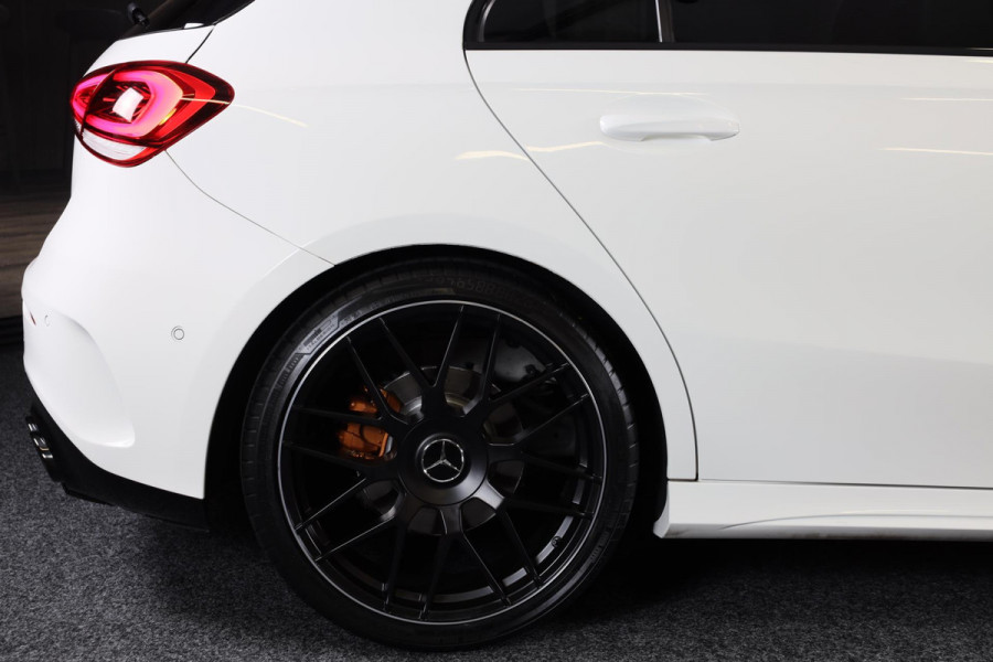 Mercedes-Benz A-Klasse 200 AMG 45 Look / Aut / 163 Pk / Navi / Camera / Cruise Control / F1 Flippers / Open Panoramadak / Led / 20