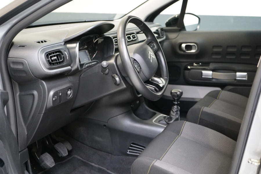Citroën C3 1.2 PureTech S&S 110pk Shine | Navigatie | Achteruitrijcamera | Climate control | Cruise control