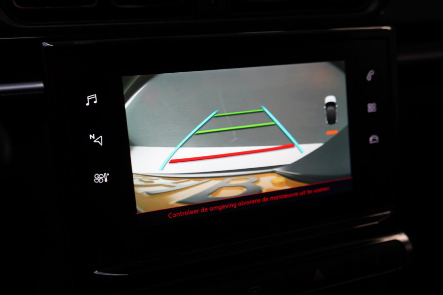 Citroën C3 1.2 PureTech S&S 110pk Shine | Navigatie | Achteruitrijcamera | Climate control | Cruise control