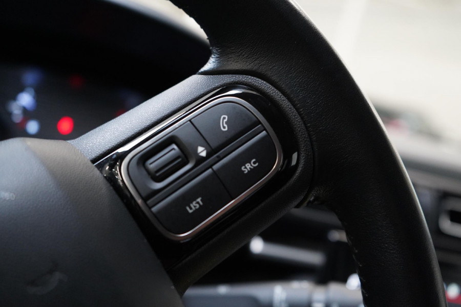 Citroën C3 1.2 PureTech S&S 110pk Shine | Navigatie | Achteruitrijcamera | Climate control | Cruise control