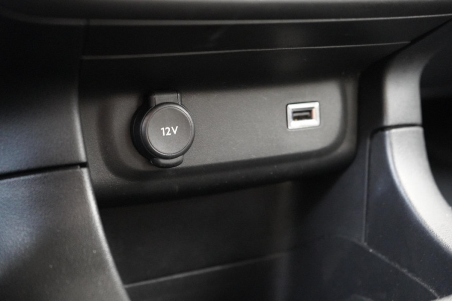 Citroën C3 1.2 PureTech S&S 110pk Shine | Navigatie | Achteruitrijcamera | Climate control | Cruise control