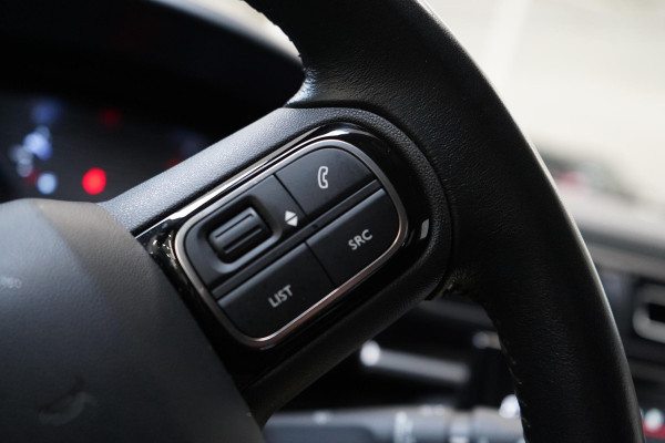 Citroën C3 1.2 PureTech S&S 110pk Shine | Navigatie | Achteruitrijcamera | Climate control | Cruise control