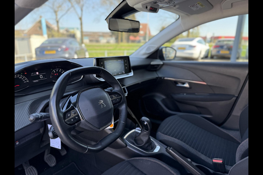 Peugeot 208 1.2 PureTech Active | Navi | Airco | PDC |
