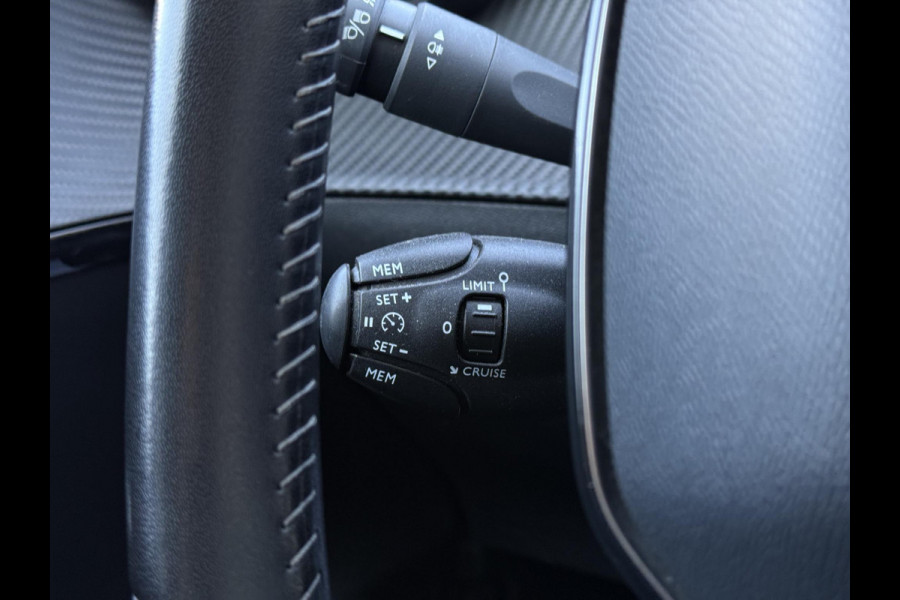 Peugeot 208 1.2 PureTech Active | Navi | Airco | PDC |