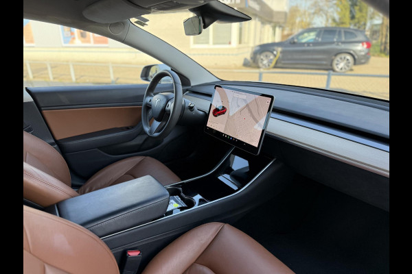 Tesla Model 3 Long Range AWD Dual | Autopilot | Panorama | Bruin Leer |