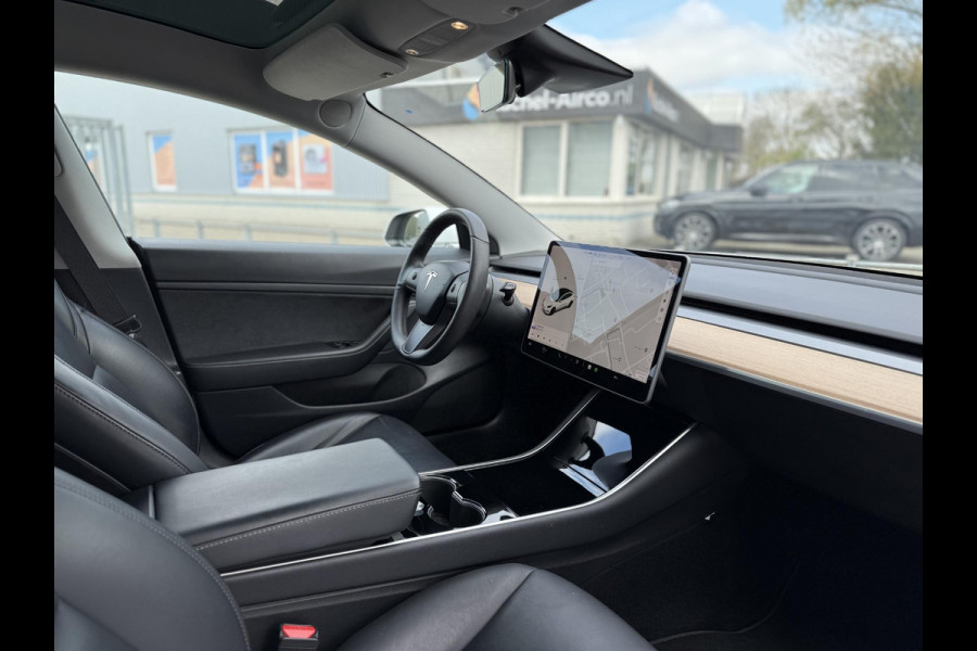 Tesla Model 3 Range Plus | Autopilot | Panorama  | Leder | Navi | Camera