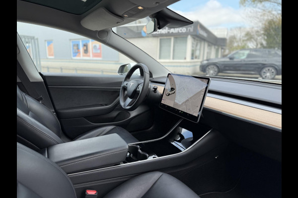 Tesla Model 3 Range Plus | Autopilot | Panorama  | Leder | Navi | Camera