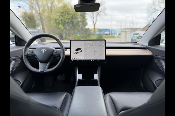 Tesla Model 3 Range Plus | Autopilot | Panorama  | Leder | Navi | Camera