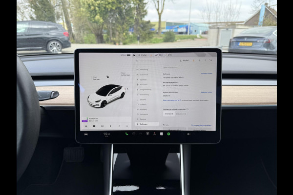Tesla Model 3 Range Plus | Autopilot | Panorama  | Leder | Navi | Camera