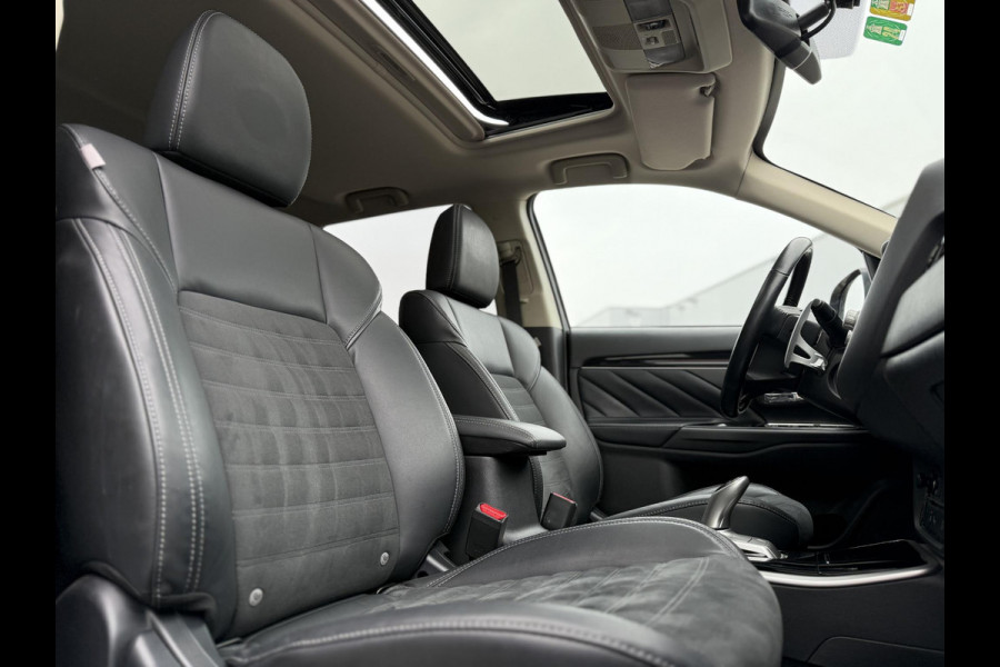 Mitsubishi Outlander 2.4 PHEV Intense+ | Panorama | Apple Carplay | Trekhaak |