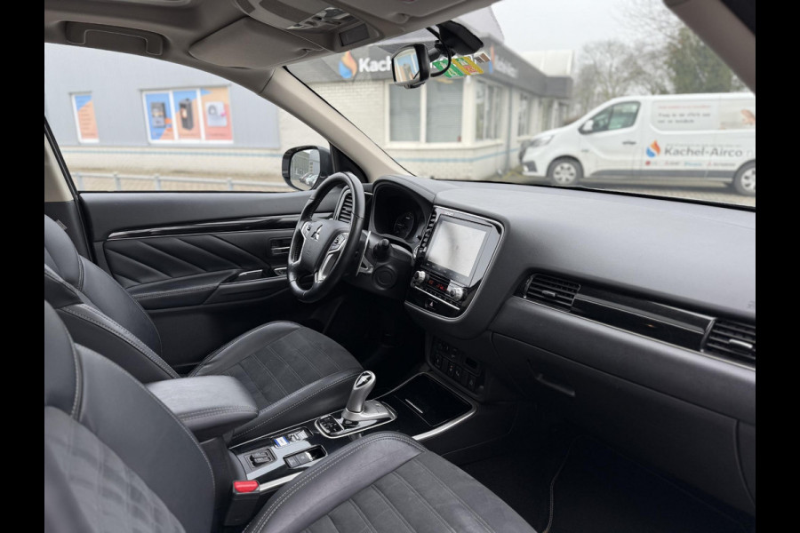 Mitsubishi Outlander 2.4 PHEV Intense+ | Panorama | Apple Carplay | Trekhaak |