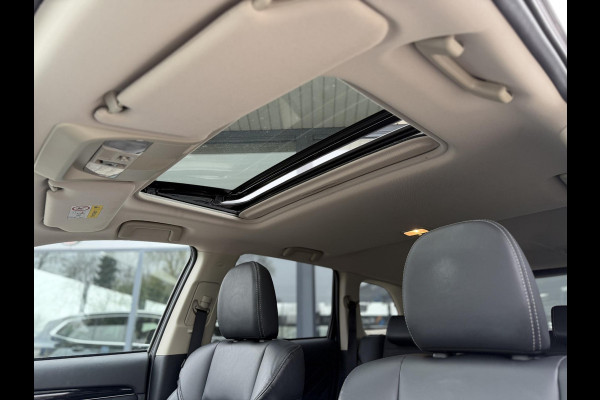 Mitsubishi Outlander 2.4 PHEV Intense+ | Panorama | Apple Carplay | Trekhaak |