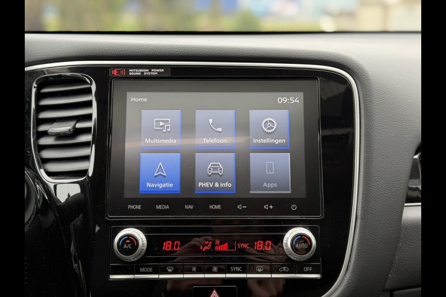 Mitsubishi Outlander 2.4 PHEV Intense+ | Panorama | Apple Carplay | Trekhaak |