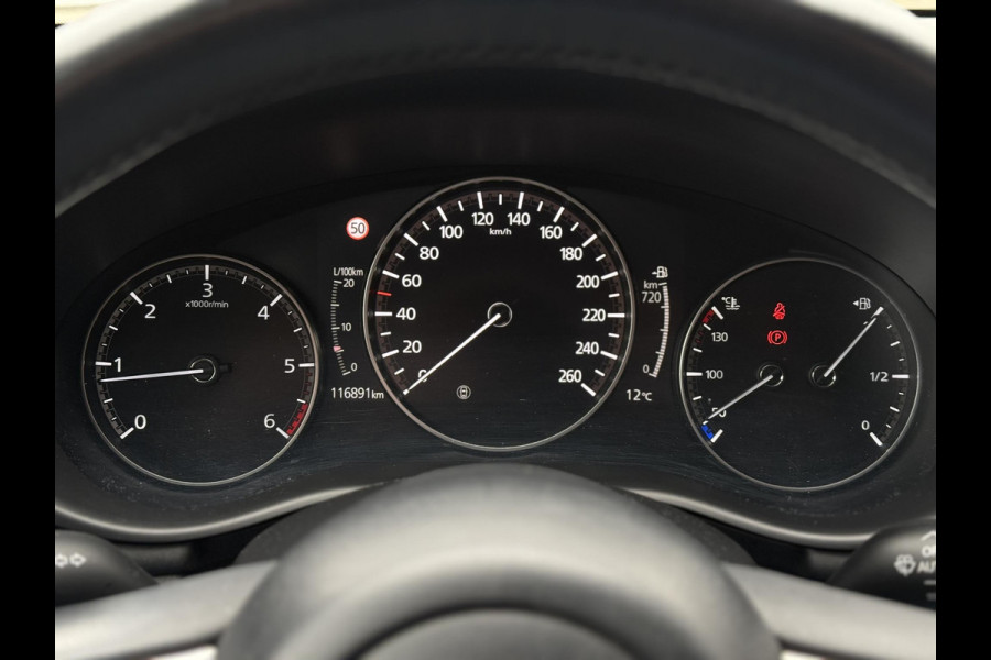 Mazda 3 1.8 SkyActiv-D New Model Navi AC ECC