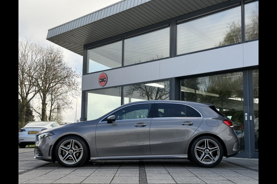 Mercedes-Benz A-Klasse 180 Aut. AMG | Camera | Sfeer | Apple Carplay |