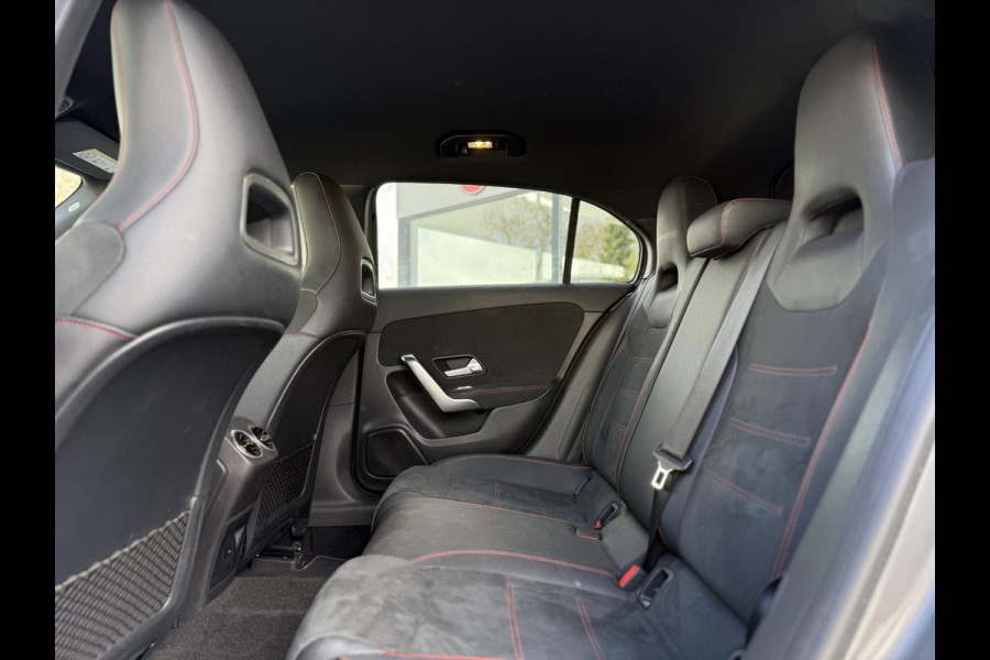Mercedes-Benz A-Klasse 180 Aut. AMG | Camera | Sfeer | Apple Carplay |