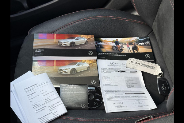 Mercedes-Benz A-Klasse 180 Aut. AMG | Camera | Sfeer | Apple Carplay |