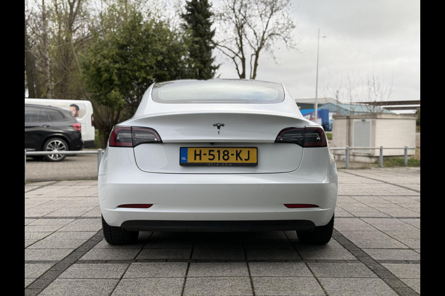 Tesla Model 3 Range Plus | Autopilot | Panorama | Leder | Navi | Camera