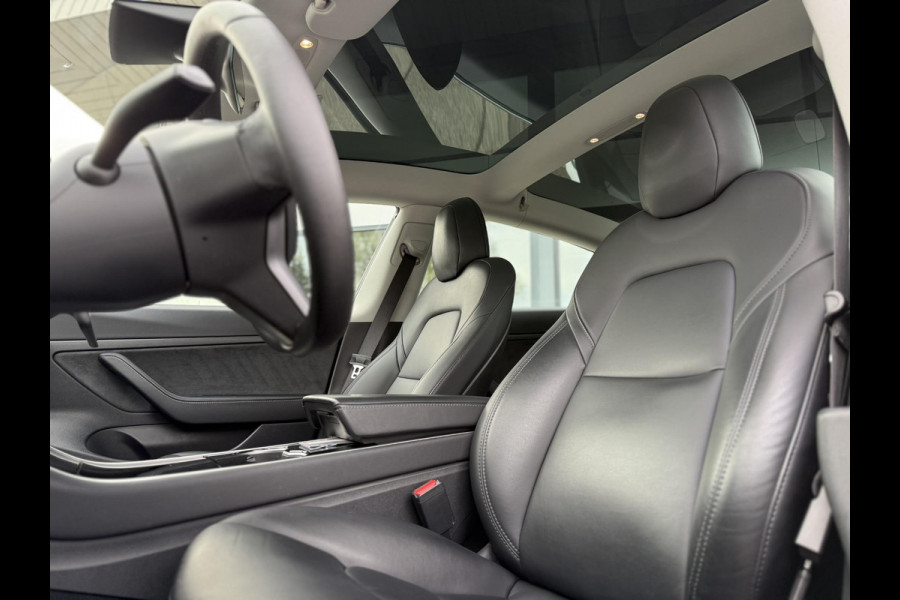 Tesla Model 3 Range Plus | Autopilot | Panorama | Leder | Navi | Camera