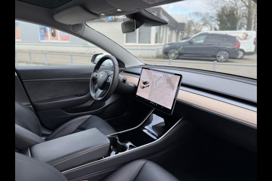Tesla Model 3 Range Plus | Autopilot | Panorama | Leder | Navi | Camera